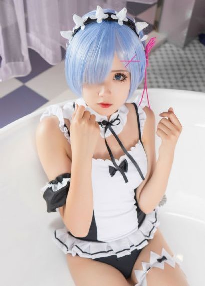 年轻的女教师2在线观看