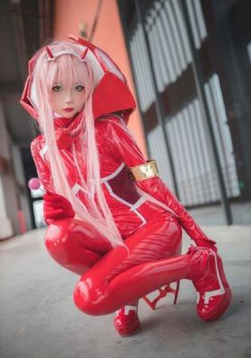 年轻姑娘